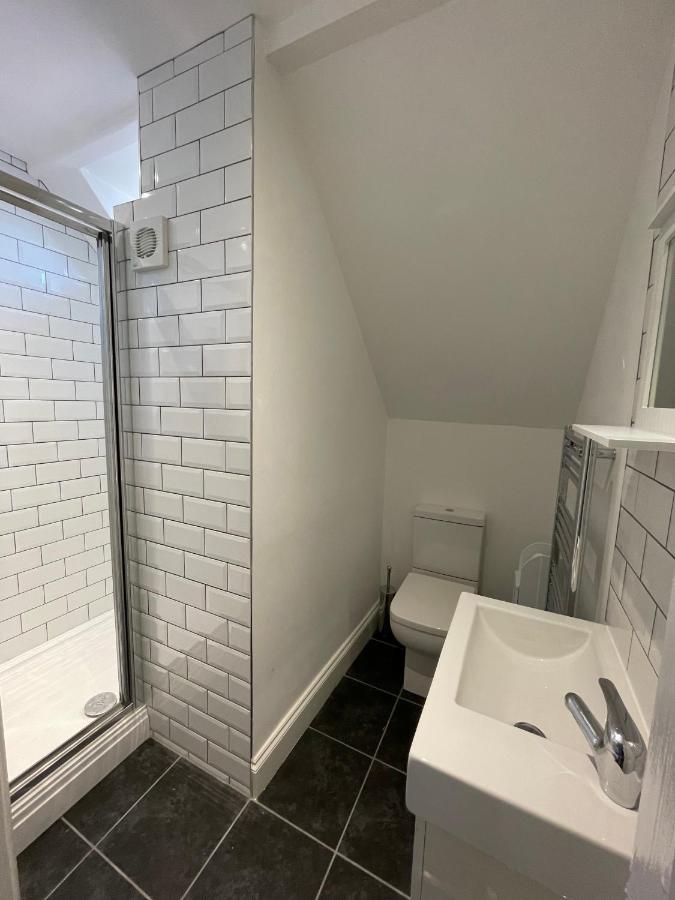 Light Airy 3 Bed Town Cntr Flat 700M To The Beach 伯恩茅斯 外观 照片